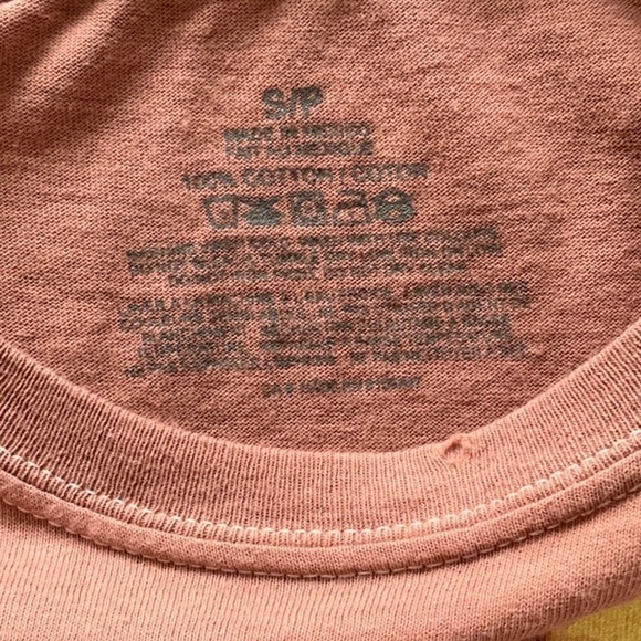 Distressed Graphic T-Shirt Sz Small - Picture 6 of 7